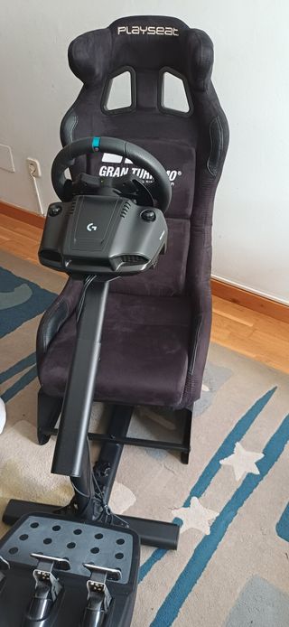 Silla Playseat Gran Turismo con Volante e Pedali