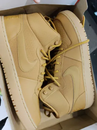 Nike Court Borough Mid Winter Botas