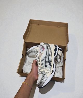 Scarpe Asics nyc gel bianche/grigie taglia 42