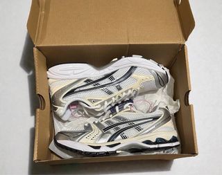 Scarpe Asics nyc gel bianche/grigie taglia 42