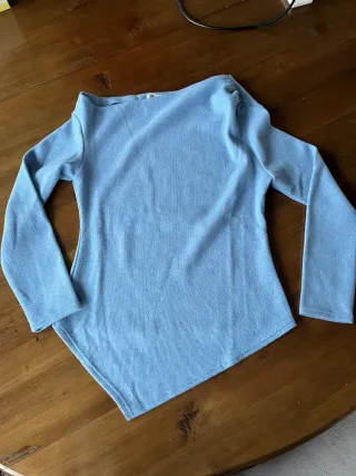 Jersey Zara asimétrico azul