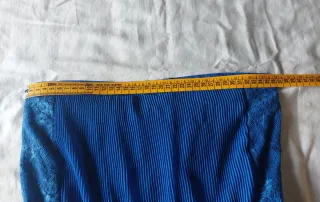 Vestido azul Stradivarius plisado