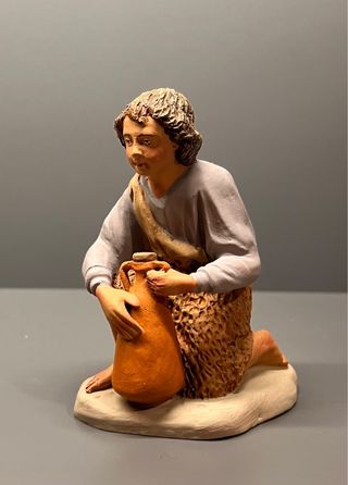 Figura de Belén. Niño Adorando. Castells.