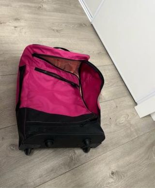 Maleta de viaje ligera con capacidad