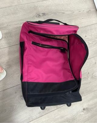 Maleta de viaje ligera con capacidad