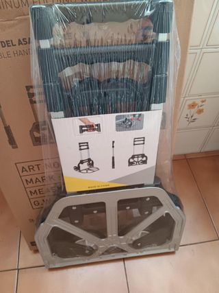 CARRETILLA PLEGABLE DE ALUMINIO NUEVA A ESTENAR _