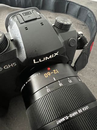 Cámara Panasonic Lumix GH5 + Objetivo 12-60mm