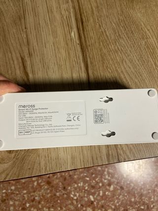 Regleta 4 enchufes + 3 USB