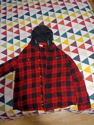 Camisa cuadros con capucha