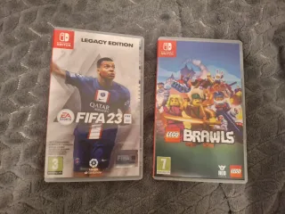 2 Juegos Nintendo Switch: FIFA 23 y Lego Brawls
