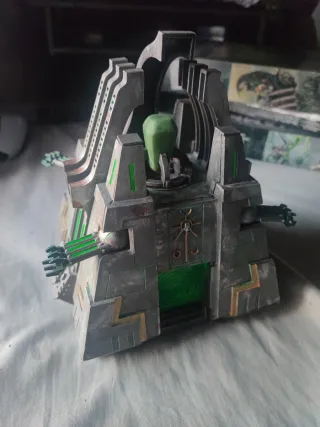 Monolito Necron Warhammer 40k