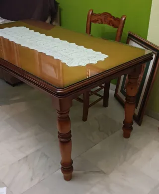 Juego salón mesa extensible, sillas y butacas