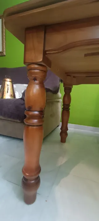 Juego salón mesa extensible, sillas y butacas