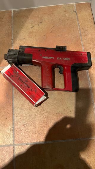 Pistola Hilti DX 450