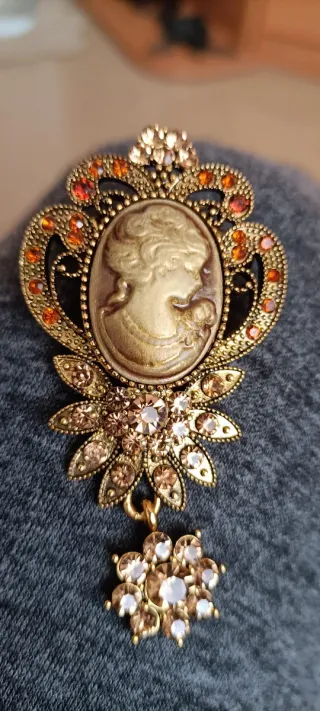 Broche Camafeo Antiguo Colgante Años 30.