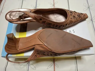 Zapatos Hispanitas mujer tacón piel marrón