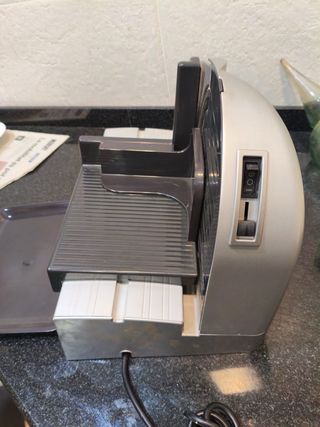 Macchina affettatrice Severin