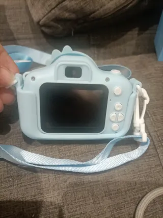 Cámara Dinosaurio Infantil 32GB + Accesorios