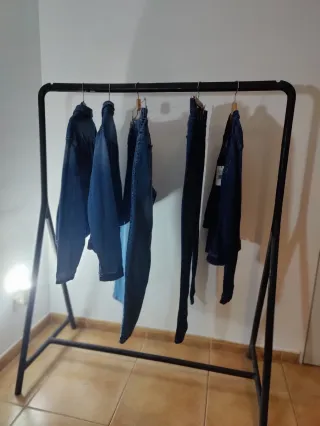 Lote 3 cazadoras 2 pantalones Sra curvy