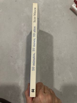 10 Minutos, 10 Meses, 10