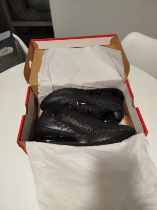 Nike Air Max Phoenix Negras Talla 43