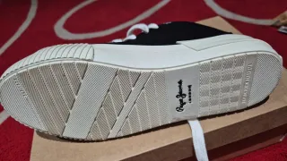 Zapatillas Pepe Jeans Negras y Blancas