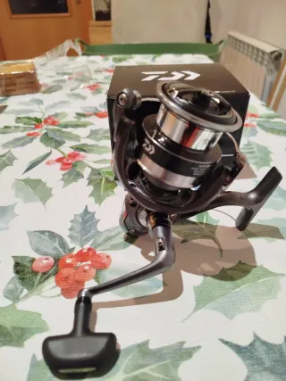 Carrete Feeder Daiwa N'ZON LT 5000S-CP