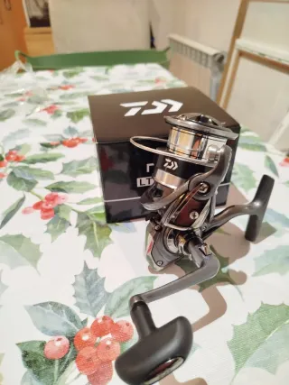 Carrete Feeder Daiwa N'ZON LT 5000S-CP