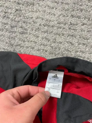 ¡¡OFERTA!! Talla L Chaqueta Adidas Roja Vintage