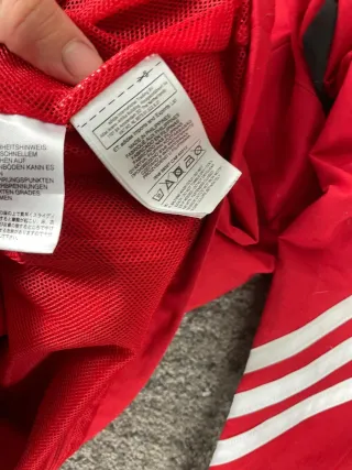 ¡¡OFERTA!! Talla L Chaqueta Adidas Roja Vintage