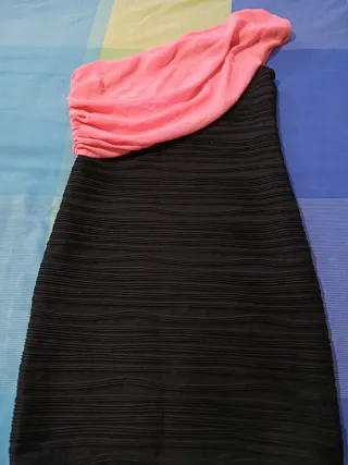 Vestido Negro y Rosa Talla Única