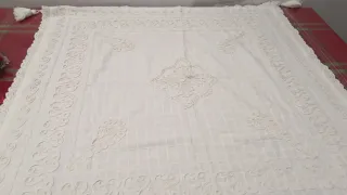 Copritavolo bianco pizzo 92x90cm