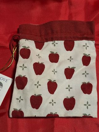 Sacchettino Annekabouke con bambola