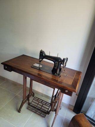 Máquina de Coser Sigma Antigua