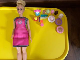 Cafetería Barbie y Muñeca Rubia