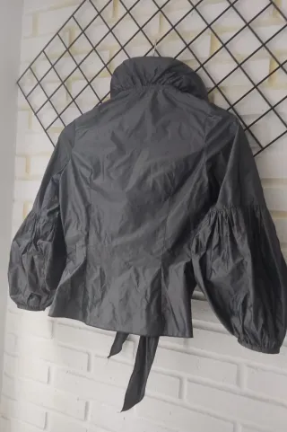 Blusa gris mujer con Diseño particular