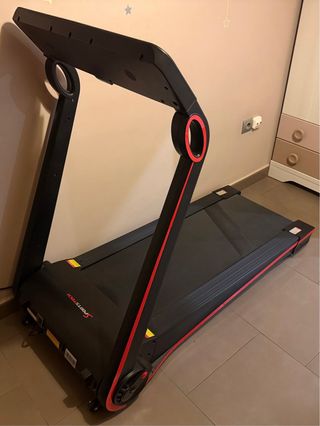 Tapis roulant SportsTech