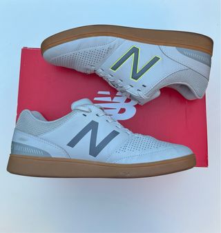 Zapatillas New Balance Marrones y Blancas