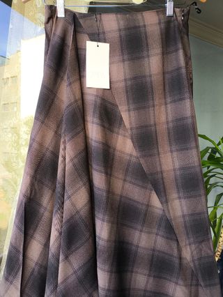 ❤️ZARA FALDA ASIMÉTRICA VIRAL