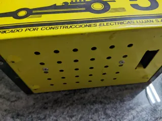 Cargador Baterías L.H. Super Cadet 5A