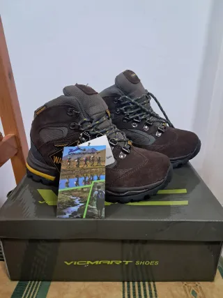 Botas Vicmart niño marrones y grises