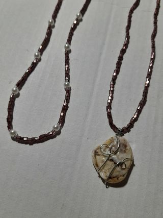 Collane con perline, conchiglia e perle