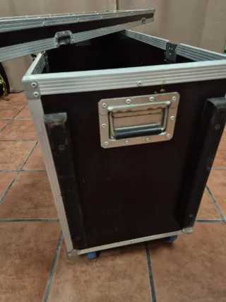 Baúl Rack Transporte medidas 150x 70x40 cm.