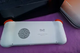 AYANEO NEXT 32GB 2TB - Asus rog ally switch 2