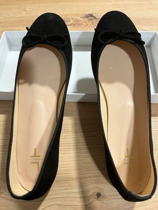 Bailarinas LT de ante negro y con lazo, talla 39