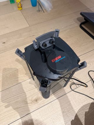 Acuario 52L con mueble y filtro