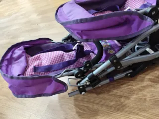 Carrello per bambole doppio viola