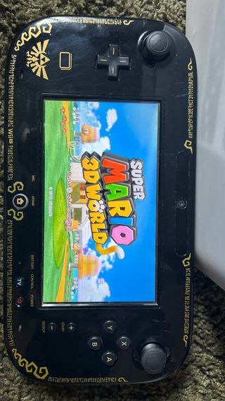 Nintendo Wii U + Super Mario 3D World