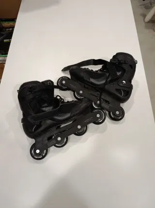 Pattini in linea Oxelo neri