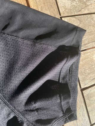 Camiseta deportiva New Balance negra